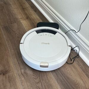 Shark Robot Vacuum